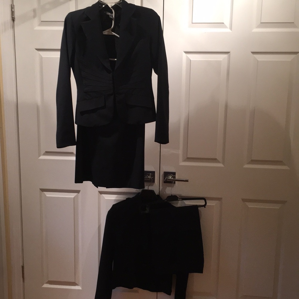 4 piece Kenneth Cole suit